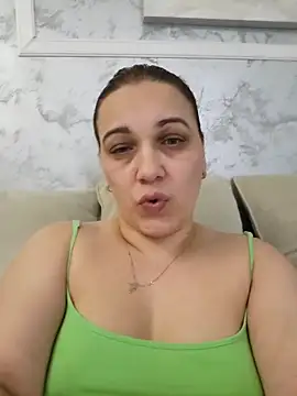 Snapshot of PalomaDesireee chatting on February 18, 2026, 7:32 pm PalomaDesireee online show from February 18, 2026, 7:32 pm