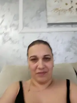 Snapshot of PalomaDesireee chatting on February 19, 2026, 9:11 pm PalomaDesireee online show from February 19, 2026, 9:11 pm