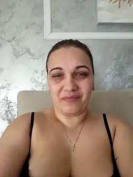 Snapshot of PalomaDesireee chatting on February 25, 2026, 8:35 am PalomaDesireee online show from February 25, 2026, 8:35 am