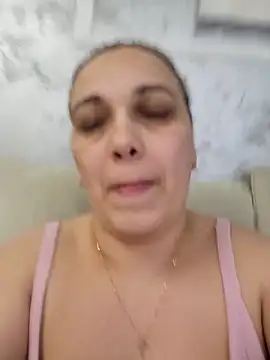 Snapshot of PalomaDesireee chatting on March 9, 2026, 5:06 pm PalomaDesireee online show from March 9, 2026, 5:06 pm