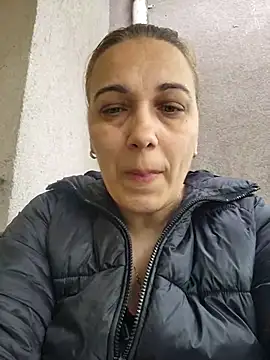 Snapshot of PalomaDesireee chatting on May 22, 2026, 6:42 am PalomaDesireee online show from May 22, 2026, 6:42 am