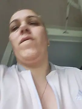 Snapshot of PalomaDesireee chatting on June 4, 2026, 5:57 am PalomaDesireee online show from June 4, 2026, 5:57 am