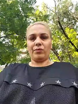 Snapshot of PalomaDesireee chatting on July 7, 2026, 6:47 am PalomaDesireee online show from July 7, 2026, 6:47 am