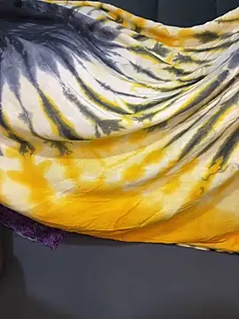 Snapshot of ewatyu chatting on October 30, 2025, 6:19 pm ewatyu online show from October 30, 2025, 6:19 pm