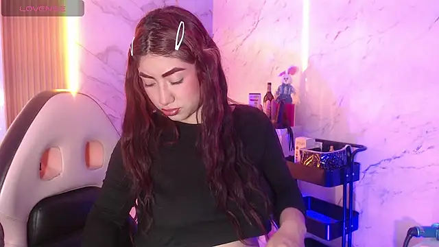 Sophia tf online show from May 8, 2026, 3:45 am