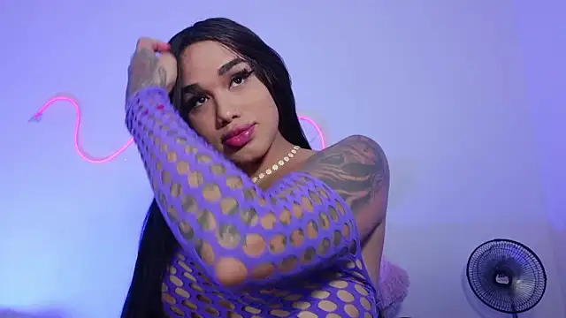 alejadolly online show from March 17, 2026, 5:11 am