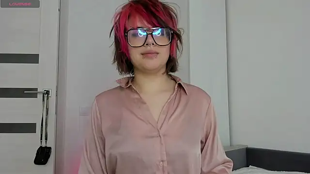 VerniceEngelking online show from June 26, 2026, 6:40 am