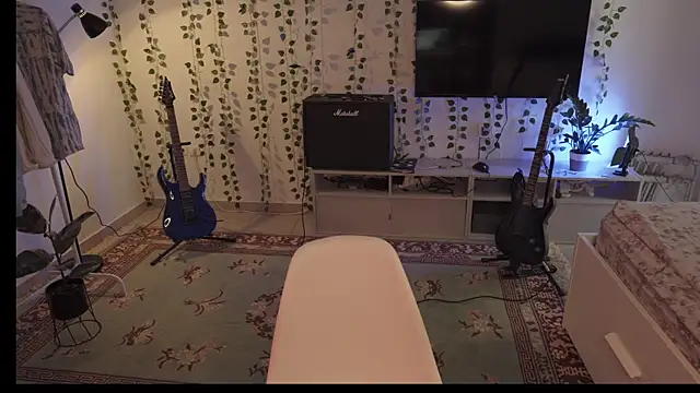 Snapshot of RusBradPitt chatting on September 22, 2025, 10:50 am RusBradPitt online show from September 22, 2025, 10:50 am