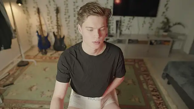 RusBradPitt online show from January 8, 2026, 2:08 pm