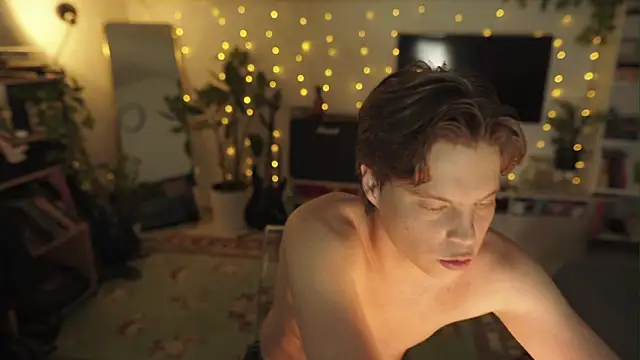 RusBradPitt online show from June 12, 2026, 2:27 pm
