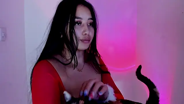 Snapshot of Viioleett_cum chatting on February 14, 2026, 8:05 pm Viioleett cum online show from February 14, 2026, 8:05 pm