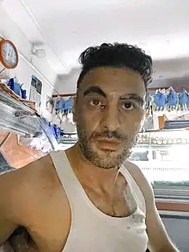 Snapshot of mahdiDido chatting on September 21, 2025, 11:28 pm mahdiDido online show from September 21, 2025, 11:28 pm