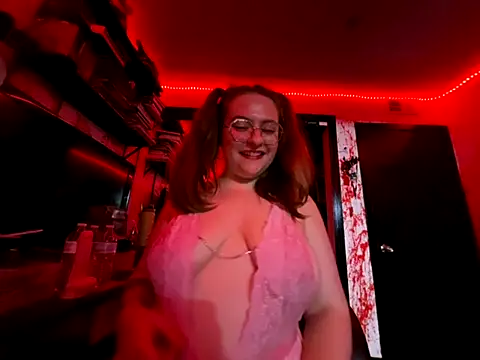 PinkCandi333 online show from September 23, 2025, 1:30 am