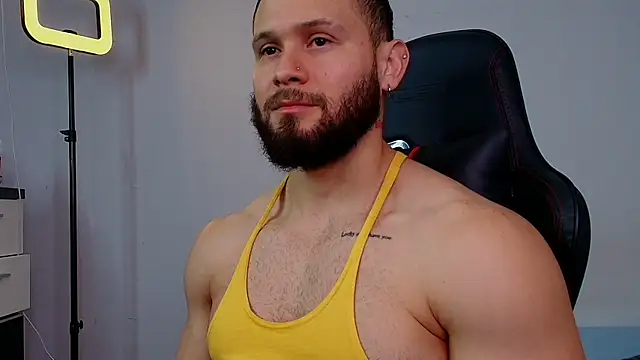 andrewcorey1 online show from May 6, 2026, 6:30 am