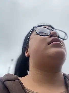 Tokio Sakura online show from October 22, 2025, 7:24 pm