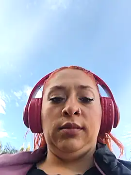 Mariana-94 online show from May 5, 2026, 11:29 am