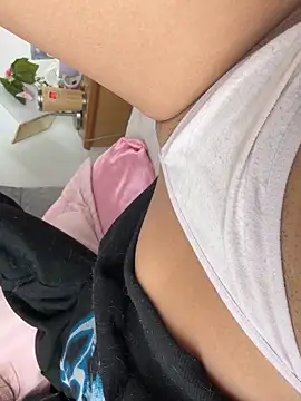 Snapshot of sabrina_rosee chatting on October 28, 2025, 1:25 pm sabrina rosee online show from October 28, 2025, 1:25 pm