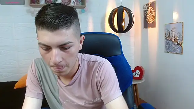 Snapshot of taner_king chatting on September 19, 2025, 2:57 am taner king online show from September 19, 2025, 2:57 am