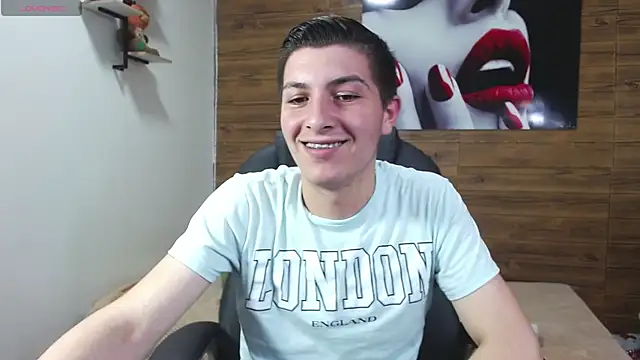 Snapshot of taner_king chatting on October 19, 2025, 2:56 am taner king online show from October 19, 2025, 2:56 am