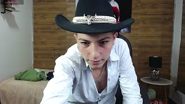 Snapshot of taner_king chatting on October 31, 2025, 3:18 am taner king online show from October 31, 2025, 3:18 am