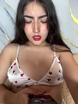 Snapshot of Gaby-Herrera chatting on September 26, 2025, 8:24 pm Gaby-Herrera online show from September 26, 2025, 8:24 pm