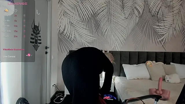 Snapshot of Kira_Key chatting on March 3, 2026, 2:07 am Kira Key online show from March 3, 2026, 2:07 am