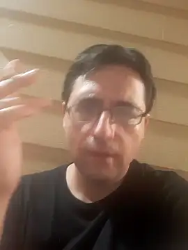 Snapshot of Gearsuit chatting on September 27, 2025, 8:41 am Gearsuit online show from September 27, 2025, 8:41 am