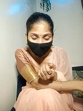 Snapshot of TheSassyGirl7 chatting on September 8, 2025, 5:01 pm TheSassyGirl7 online show from September 8, 2025, 5:01 pm