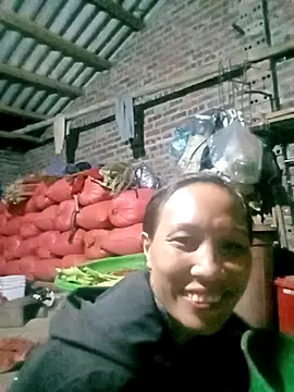 Lisa pusy online show from November 12, 2025, 10:15 am