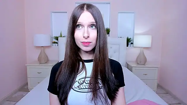 dark k1tty online show from June 18, 2026, 8:35 pm