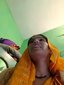 Snapshot of Riya_jaan12 chatting on October 28, 2025, 11:25 am Riya jaan12 online show from October 28, 2025, 11:25 am