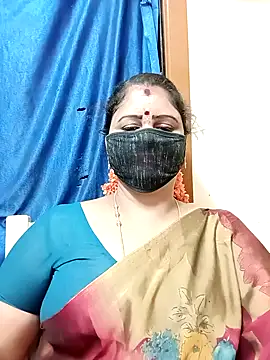 sushma26 online show from April 3, 2026, 5:22 pm