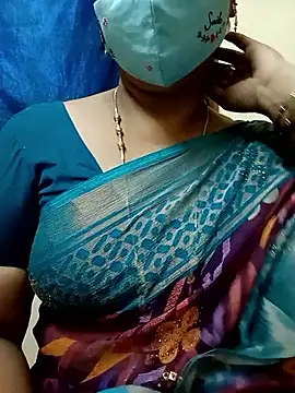 sushma26 online show from May 5, 2026, 1:13 am