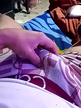 Snapshot of QJHoElyking chatting on October 16, 2025, 6:58 am QJHoElyking online show from October 16, 2025, 6:58 am