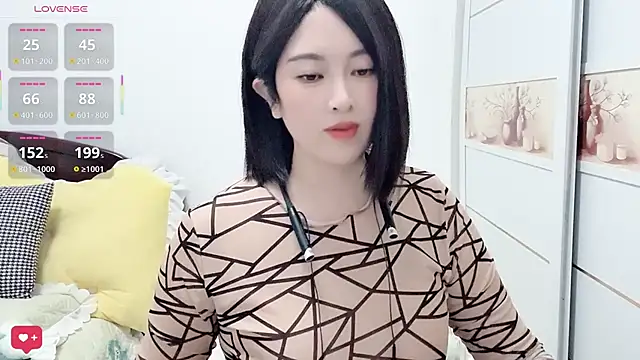 FeilL2t online show from October 5, 2025, 12:58 pm