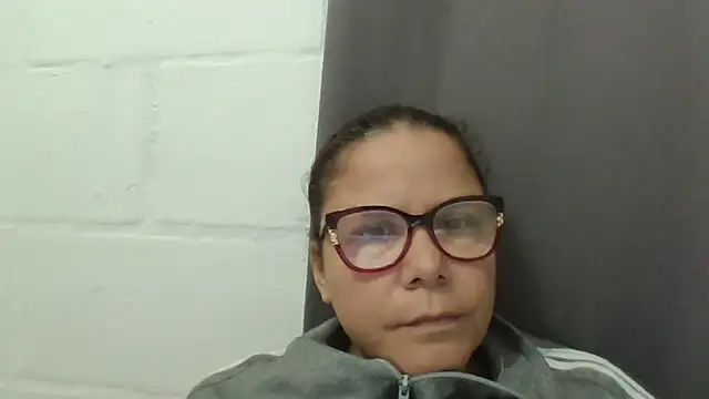Snapshot of latinamaster chatting on November 5, 2025, 7:41 am latinamaster online show from November 5, 2025, 7:41 am