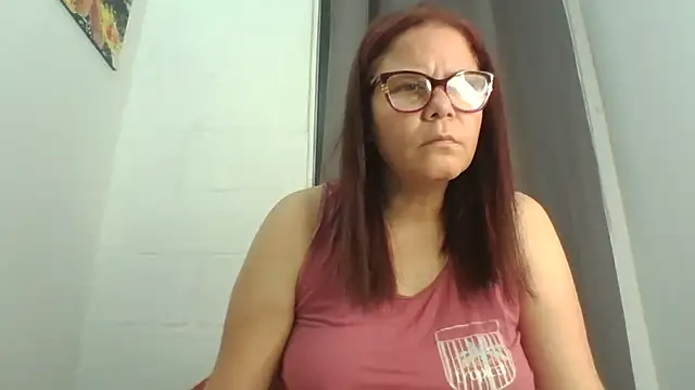 Snapshot of latinamaster chatting on November 12, 2025, 10:15 am latinamaster online show from November 12, 2025, 10:15 am