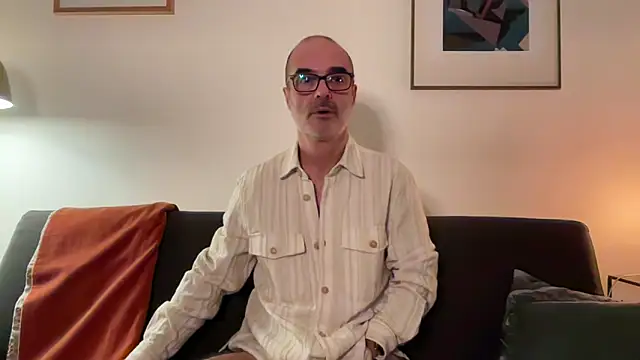 Snapshot of Milkywaymen chatting on February 2, 2026, 6:50 pm Milkywaymen online show from February 2, 2026, 6:50 pm