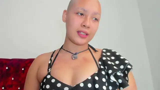 Snapshot of Cherry_vald chatting on October 18, 2025, 12:50 pm Cherry vald online show from October 18, 2025, 12:50 pm