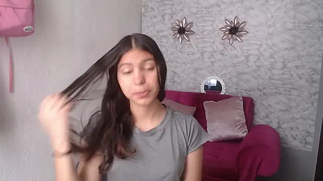 Evagirl69 online show from November 12, 2025, 6:19 pm