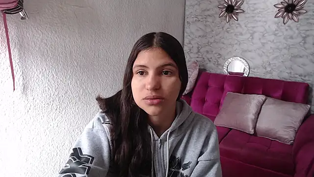 Evagirl69 online show from May 4, 2026, 12:12 pm