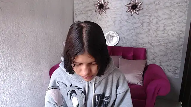Evagirl69 online show from June 26, 2026, 12:20 pm