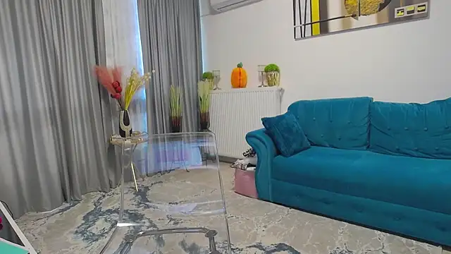 Snapshot of ScarletTemptations chatting on September 18, 2025, 4:58 am ScarletTemptations online show from September 18, 2025, 4:58 am