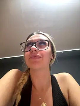 DivineDesireDuo online show from November 1, 2025, 10:56 pm