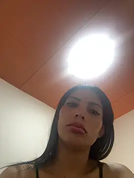 AlisSon  hot online show from July 12, 2026, 10:28 am