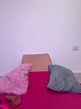 AlisSon  hot online show from July 26, 2026, 6:04 pm