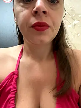 Snapshot of ladywithbigass chatting on October 24, 2025, 5:37 am ladywithbigass online show from October 24, 2025, 5:37 am