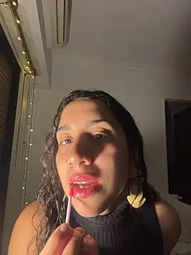Souphicherry online show from May 6, 2026, 10:04 pm