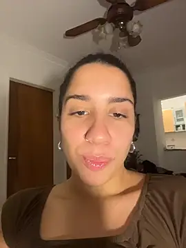 Snapshot of Souphicherry chatting on May 30, 2026, 9:34 pm Souphicherry online show from May 30, 2026, 9:34 pm