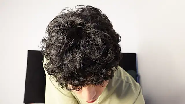 Snapshot of alexmark_ chatting on September 19, 2025, 1:45 pm alexmark  online show from September 19, 2025, 1:45 pm